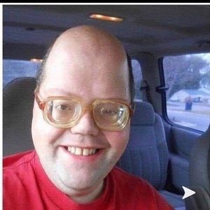 Meet your Posher, Micah